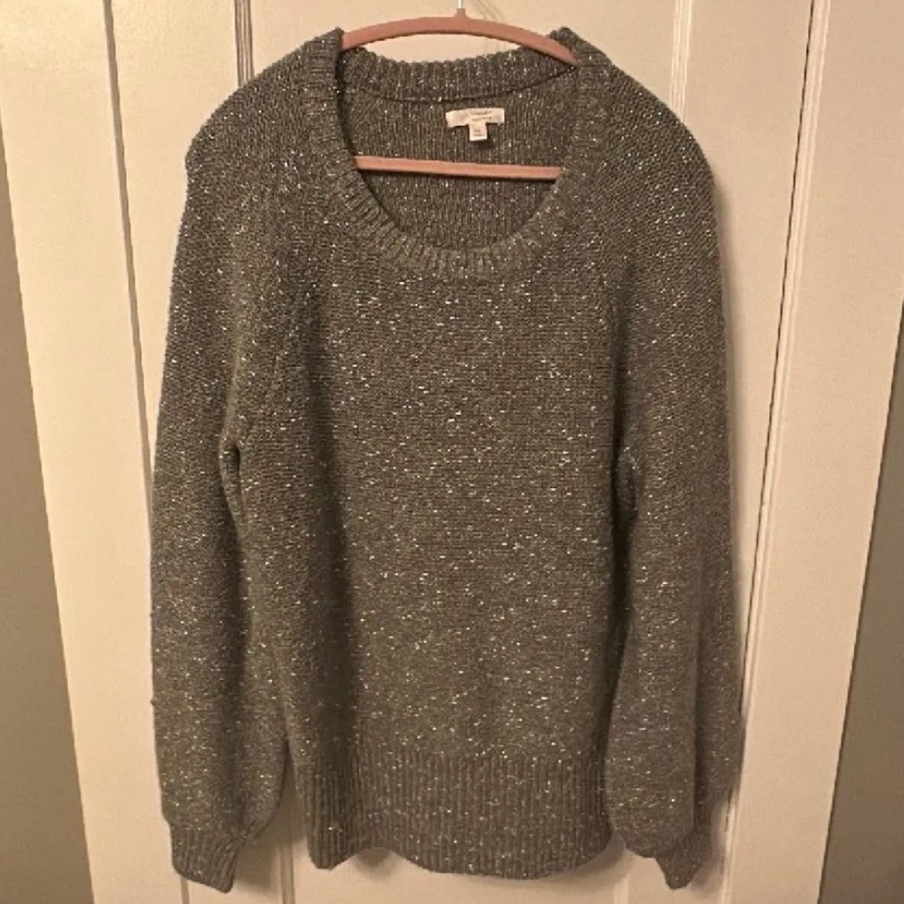 Gray sweater